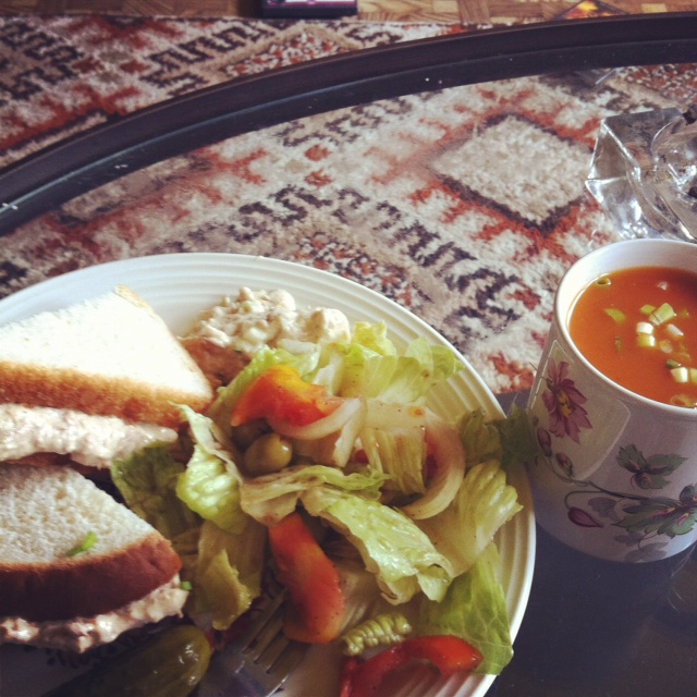 Scoop of Soup Tuna sandwich with garden salad and tomato soup