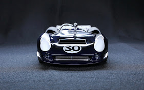GMP 1/18 - Lola T70 Spyder #20 Bardahl | DiecastXchange Forum
