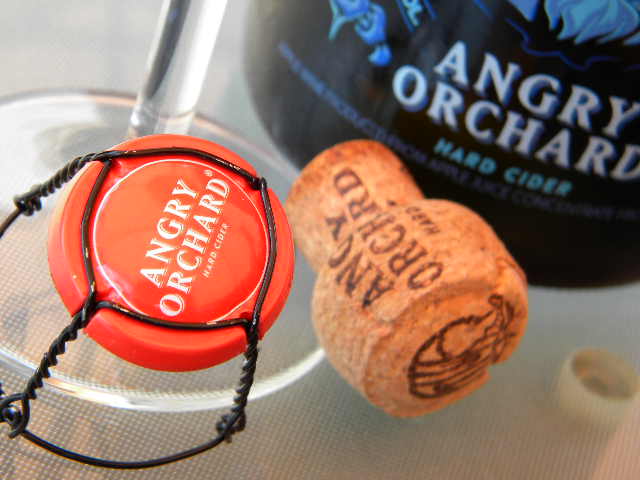 Beer Postings - 800 Reviews and Back at it: Angry Orchard Iceman Hard