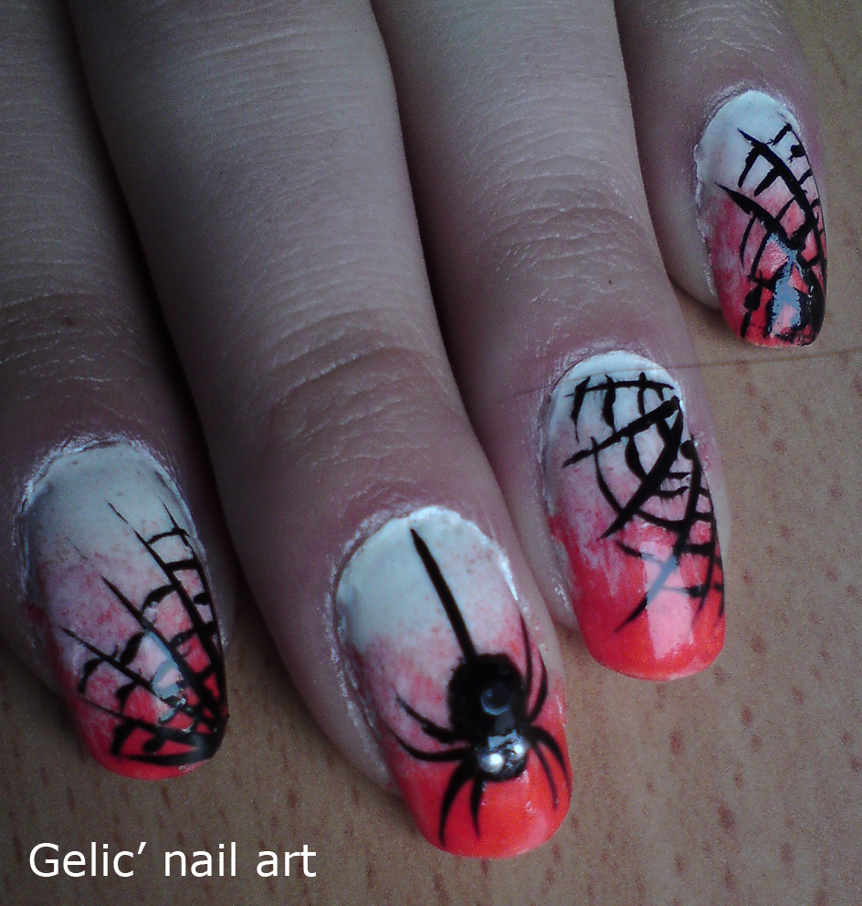 Gelic' nail art: Halloween spider and spider web nail art