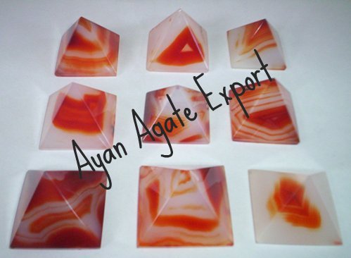 PYRAMIDS - RED ONYX