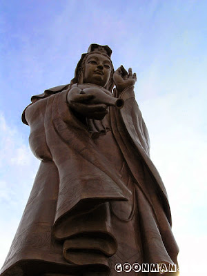Bronze statue of Goddess Kuan Yin, Kek Lok Si Temple, Penang