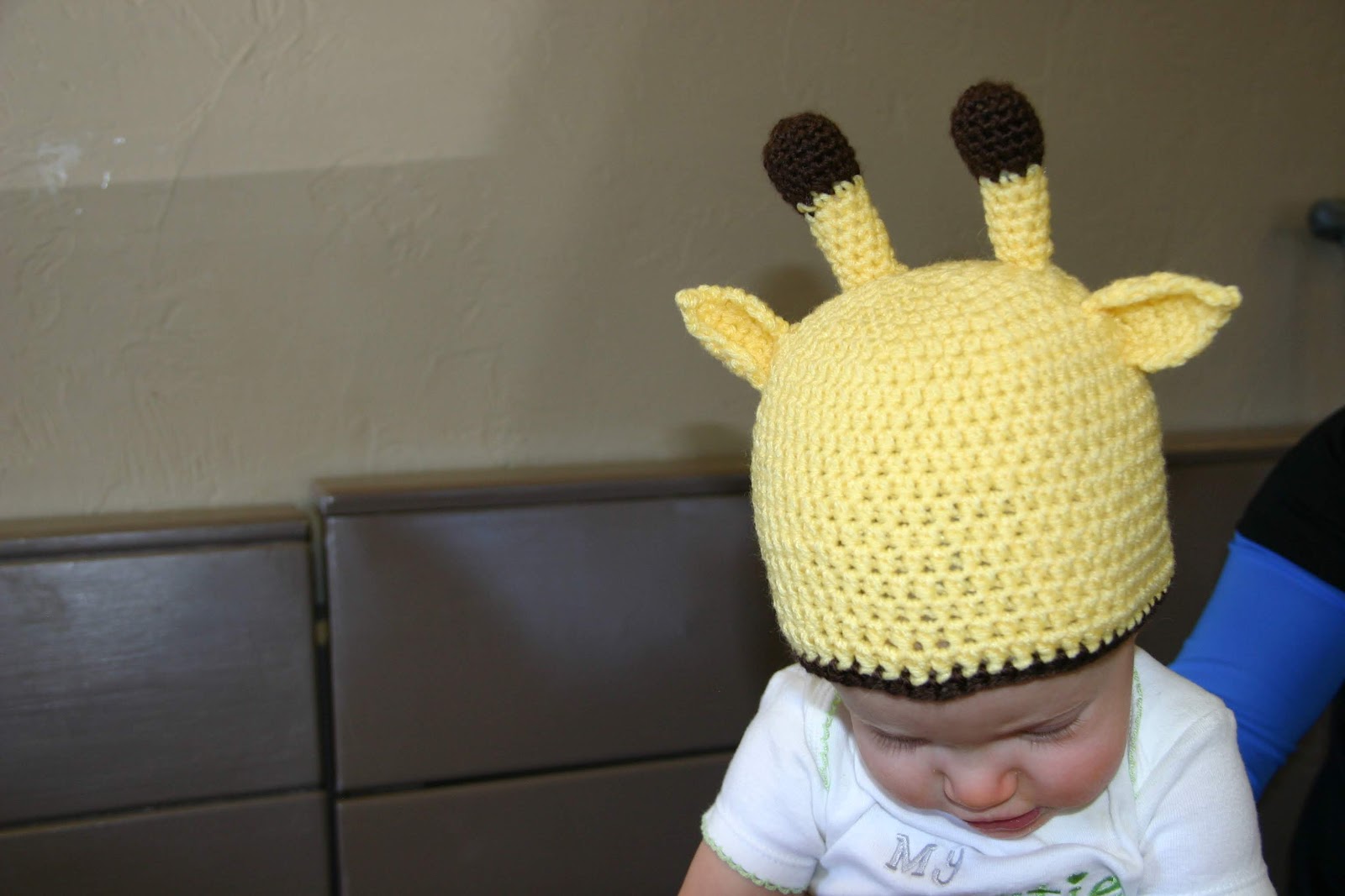 Think Crafty Thoughts: Baby Giraffe Hat