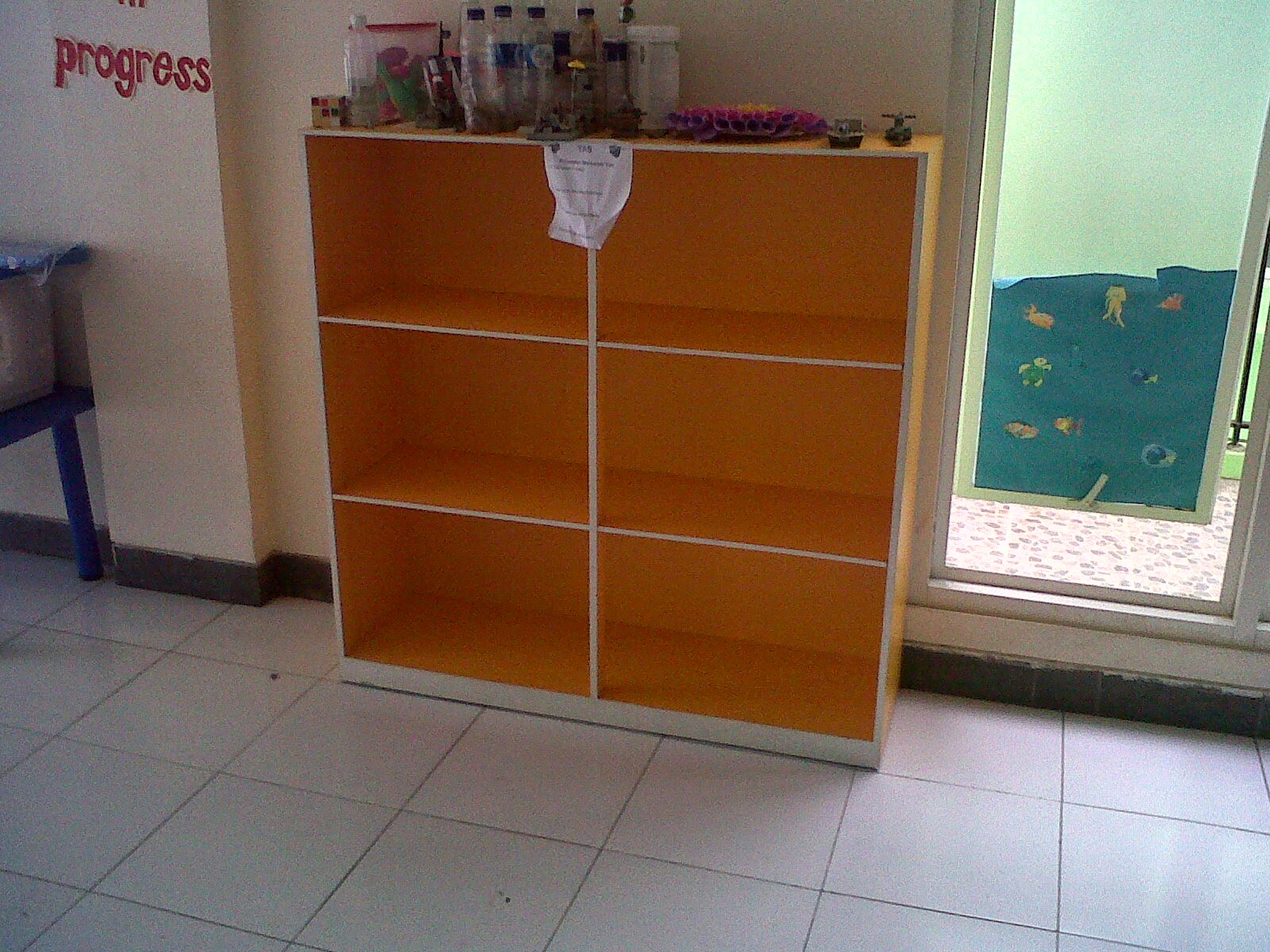 RAK SEKOLAH CITRA KASIH CITRALAND CITY SAMARINDA Rak Tas Kuning