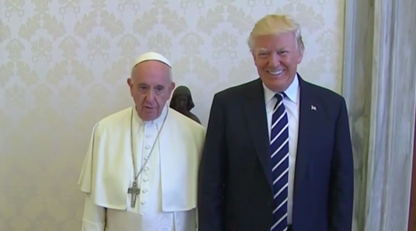 ⏩Video-President Trump Meets Pope Francis at the Vatican May 2017
