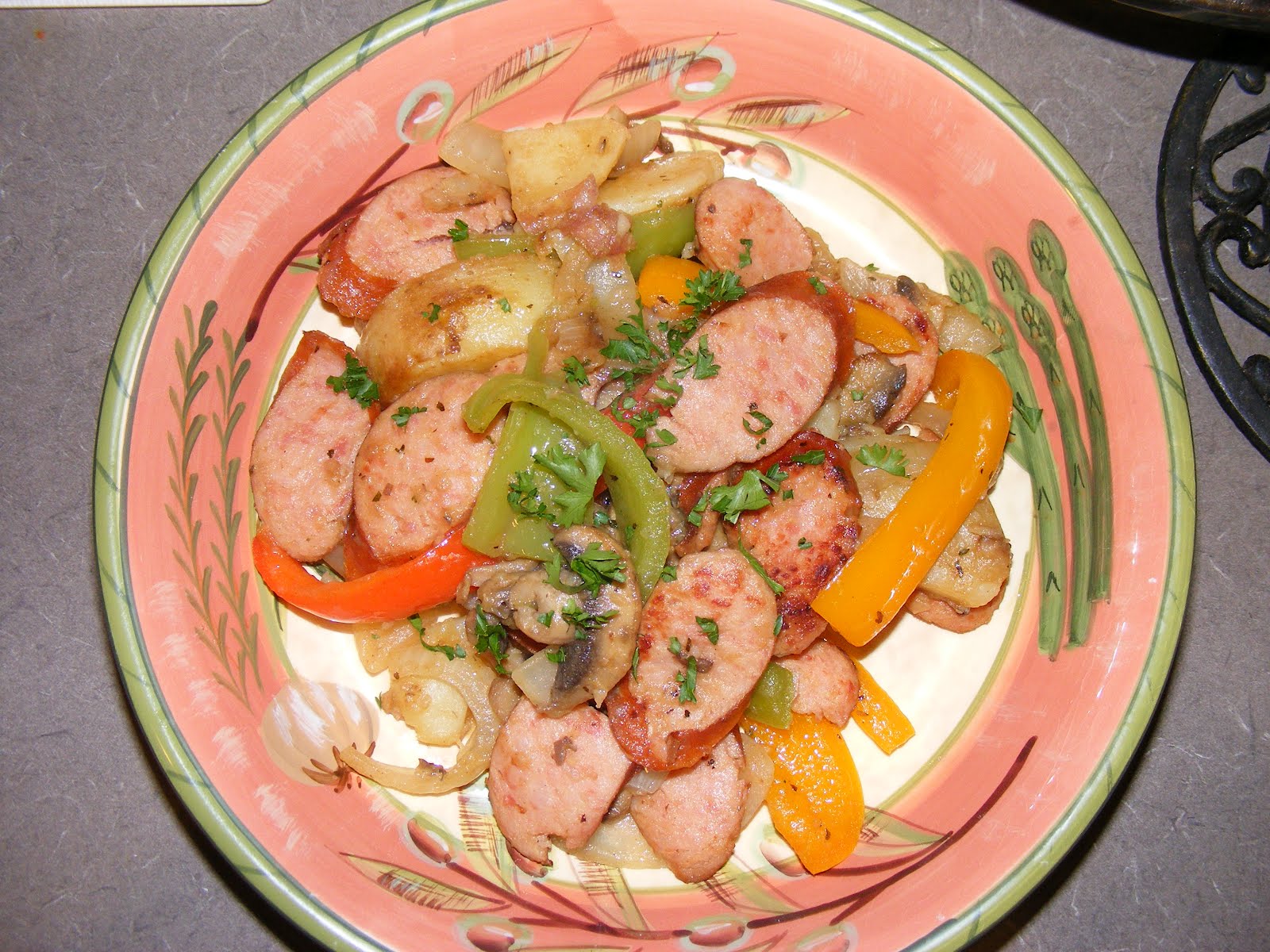 DinnerADay Kielbasa Potatoes and Peppers