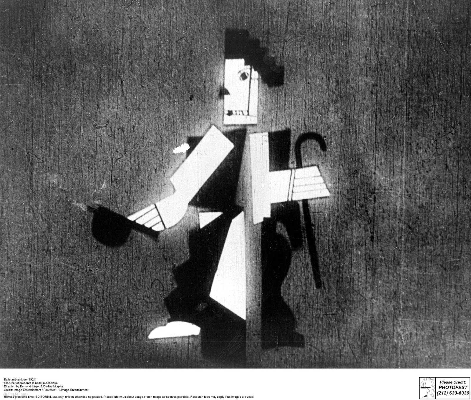 D O R E A P A L A N LA FEMME MECANIQUE Fernand Léger on ss2015's catwalks