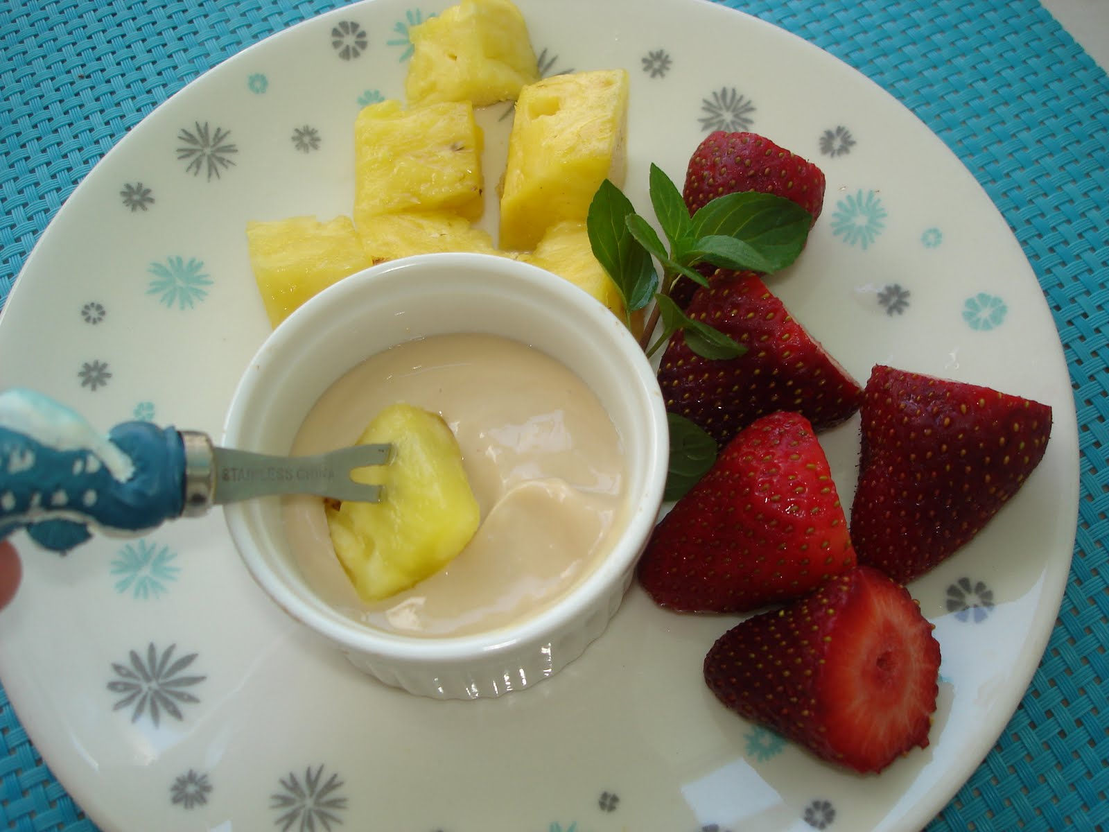 The Tiny Skillet Jason's Deli Style Fruit Dip