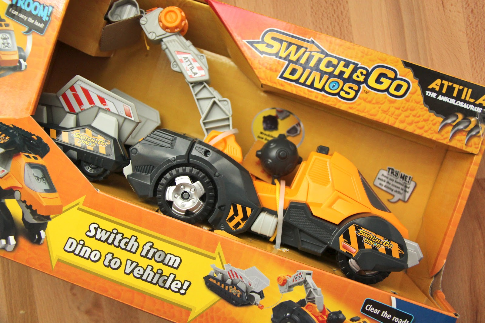 VTech Switch & Go Dinos-Review and Video Contest! - Smashed Peas