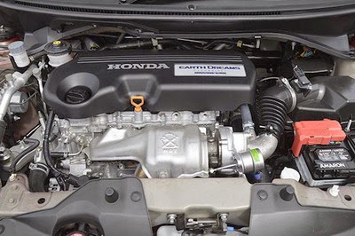 Honda Mobilio Pilih mana Suzuki Ertiga vs. Honda Mobilio