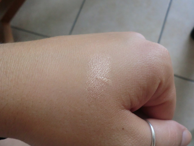 Mac - All that glitters - foto con luce naturale
