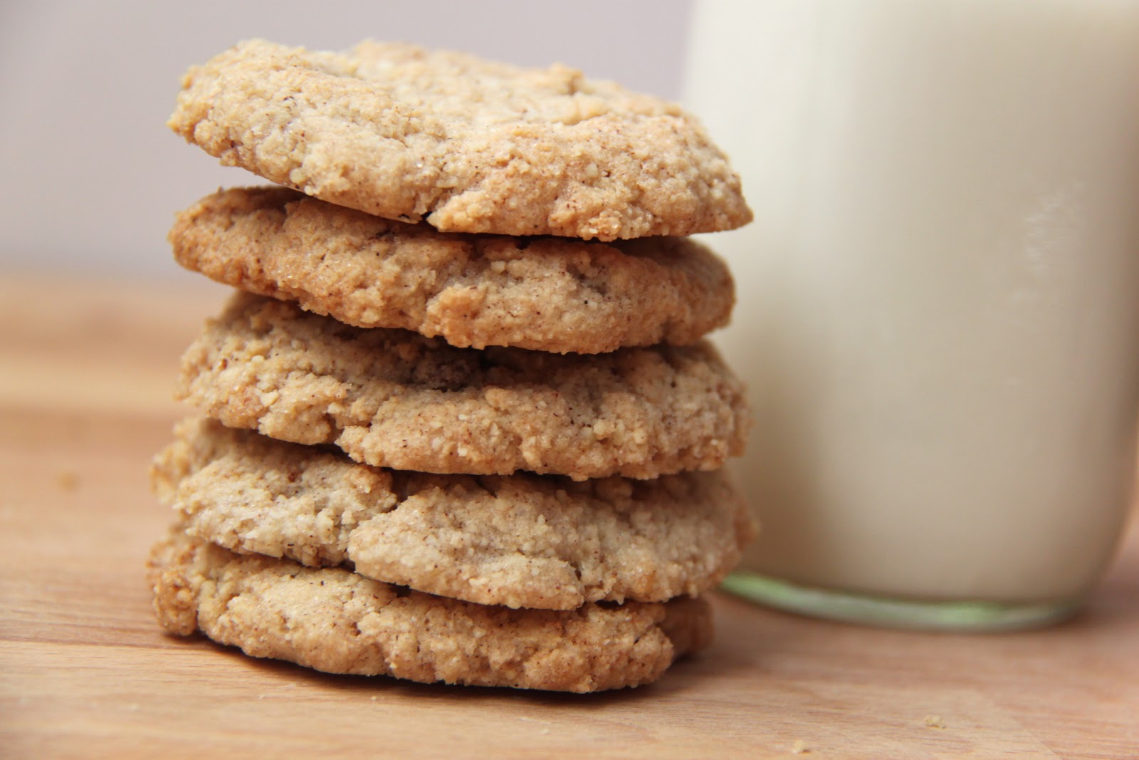 RECIPE: Gluten Free Dairy Free Almond Cookies - Smashed Peas & Carrots