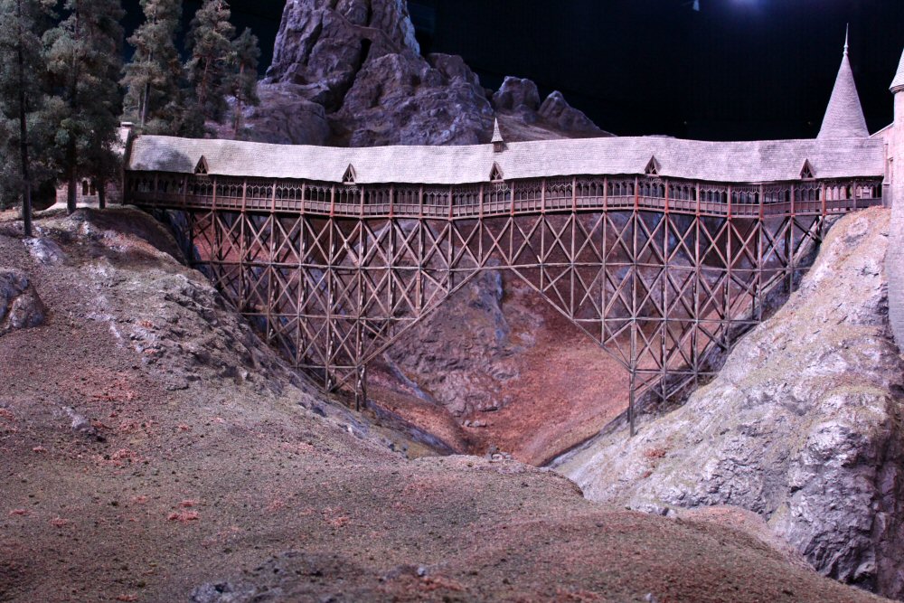 We returned our audio guides and wandered through the gift shop