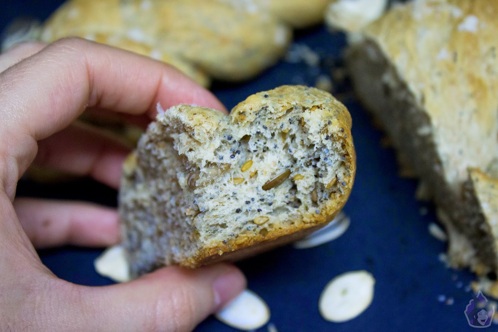Pan De Molde Trenzado Con Semillas