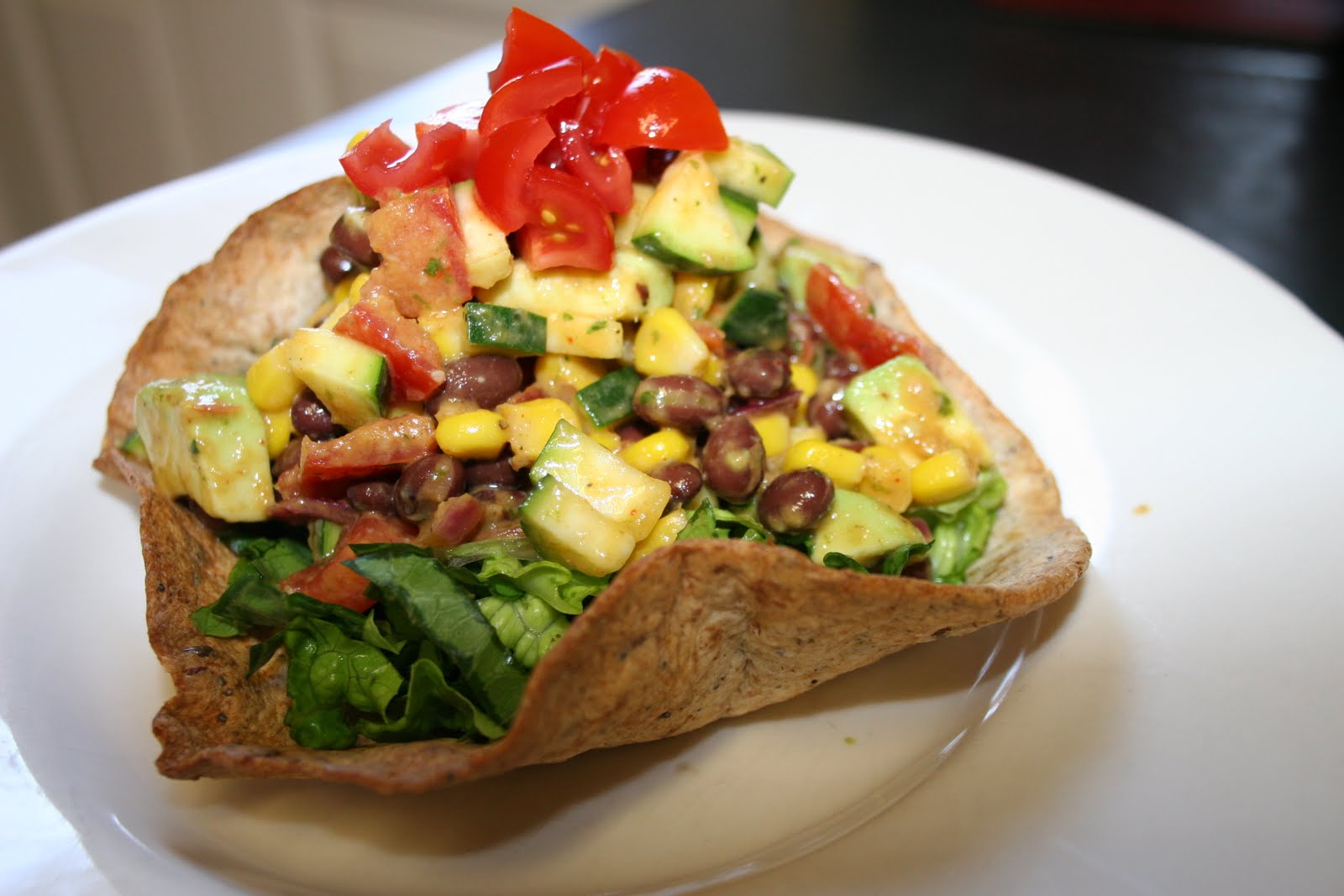 belly bites Black Bean Taco Salad With Lime Vinaigrette & Taco Bowls.