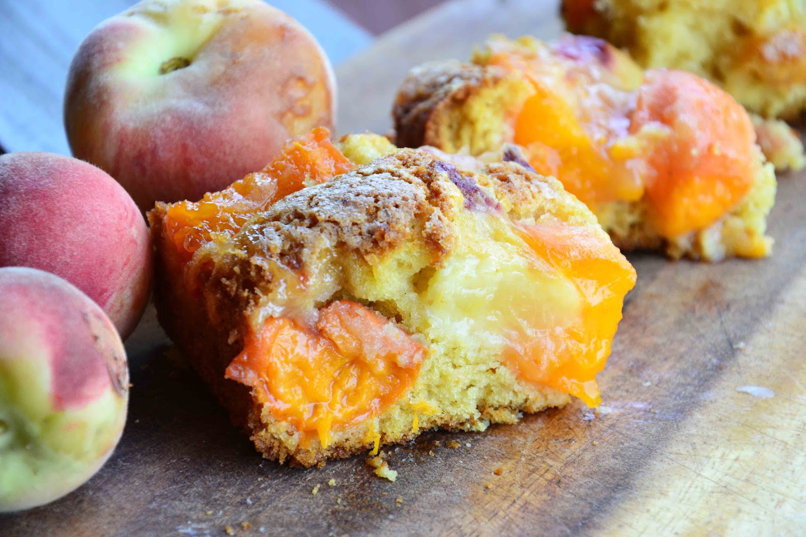 The eccentric Cook Apricot Breakfast Cake