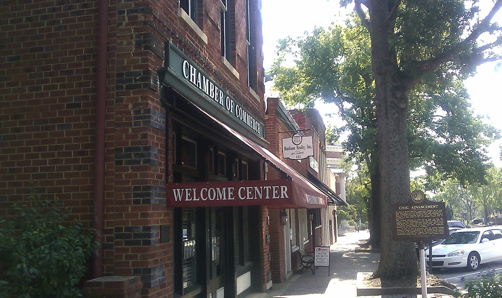 The HappiTraveler Madison,