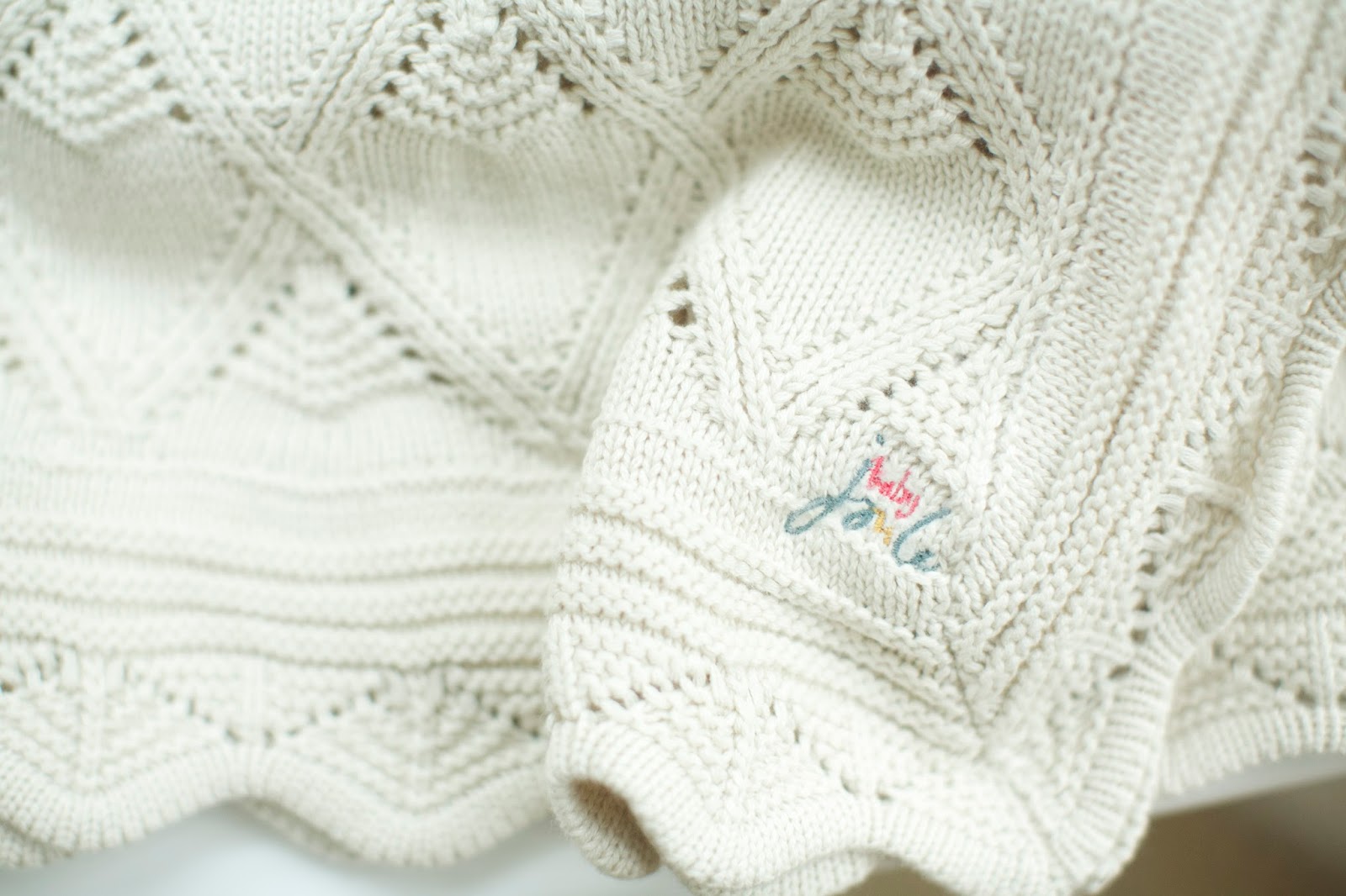 Learning Lessons in Mummyography Joules Baby Pram Blanket Review