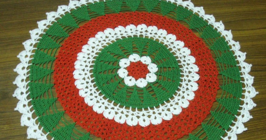Christmas Tree Doily Pattern ~ Free Crochet Patterns