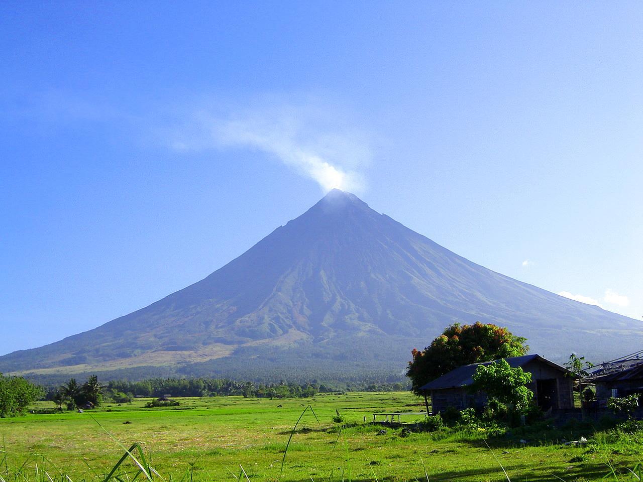 cone shaped volcanoes