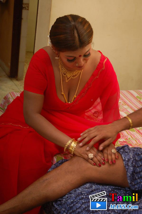 Sorry, that Aunty putting hand in the puassy Seems excellent Aunty putting hand in the puassy have not