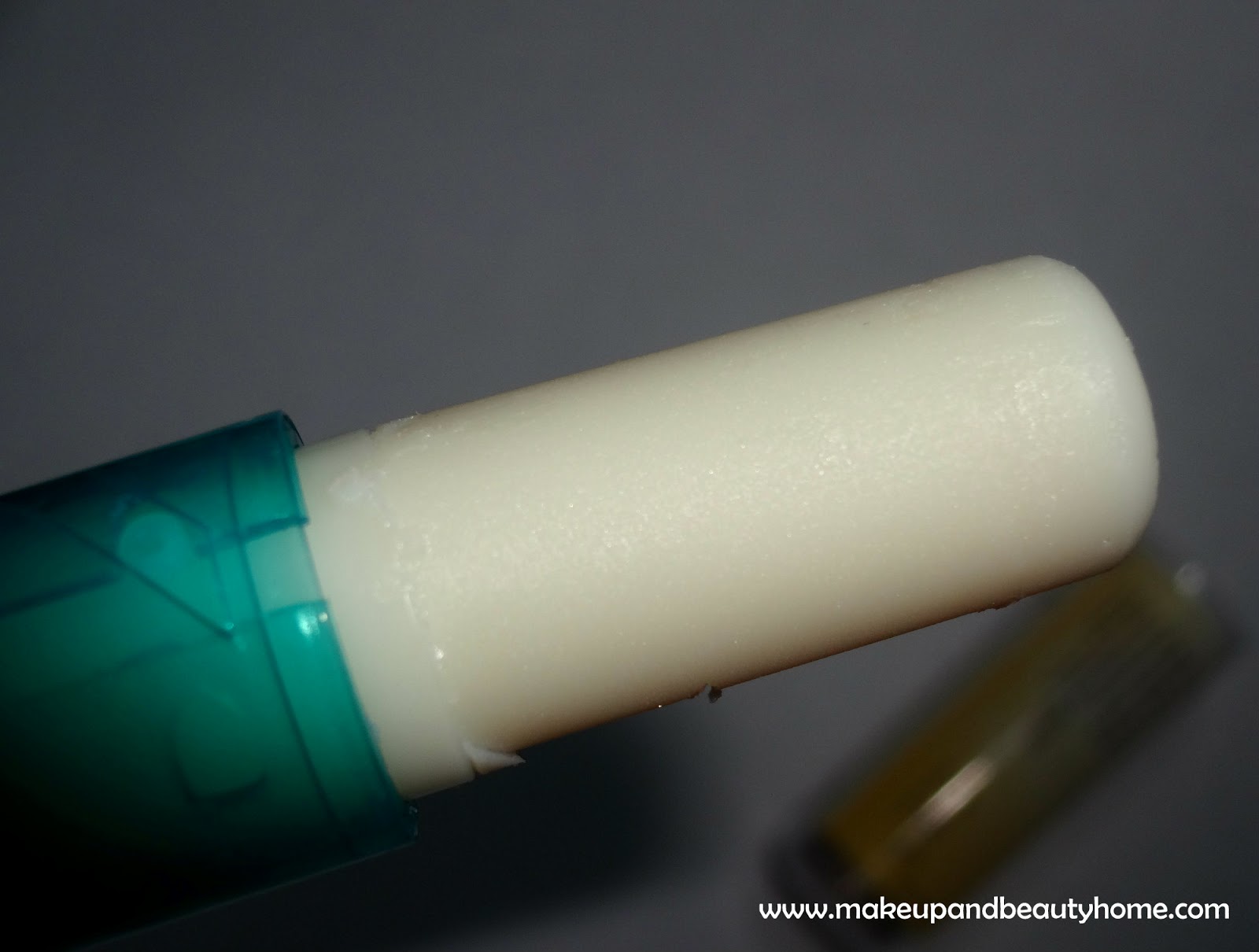 Himalaya Herbals Natural Sun Protection Lip Balm Review