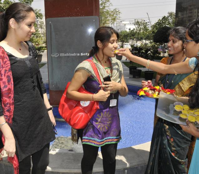 Walkins India Tech Mahindra 2016 Openings For Fresh And Experienced Graduates With 3 Lac Pa And Above Salary Apply Online