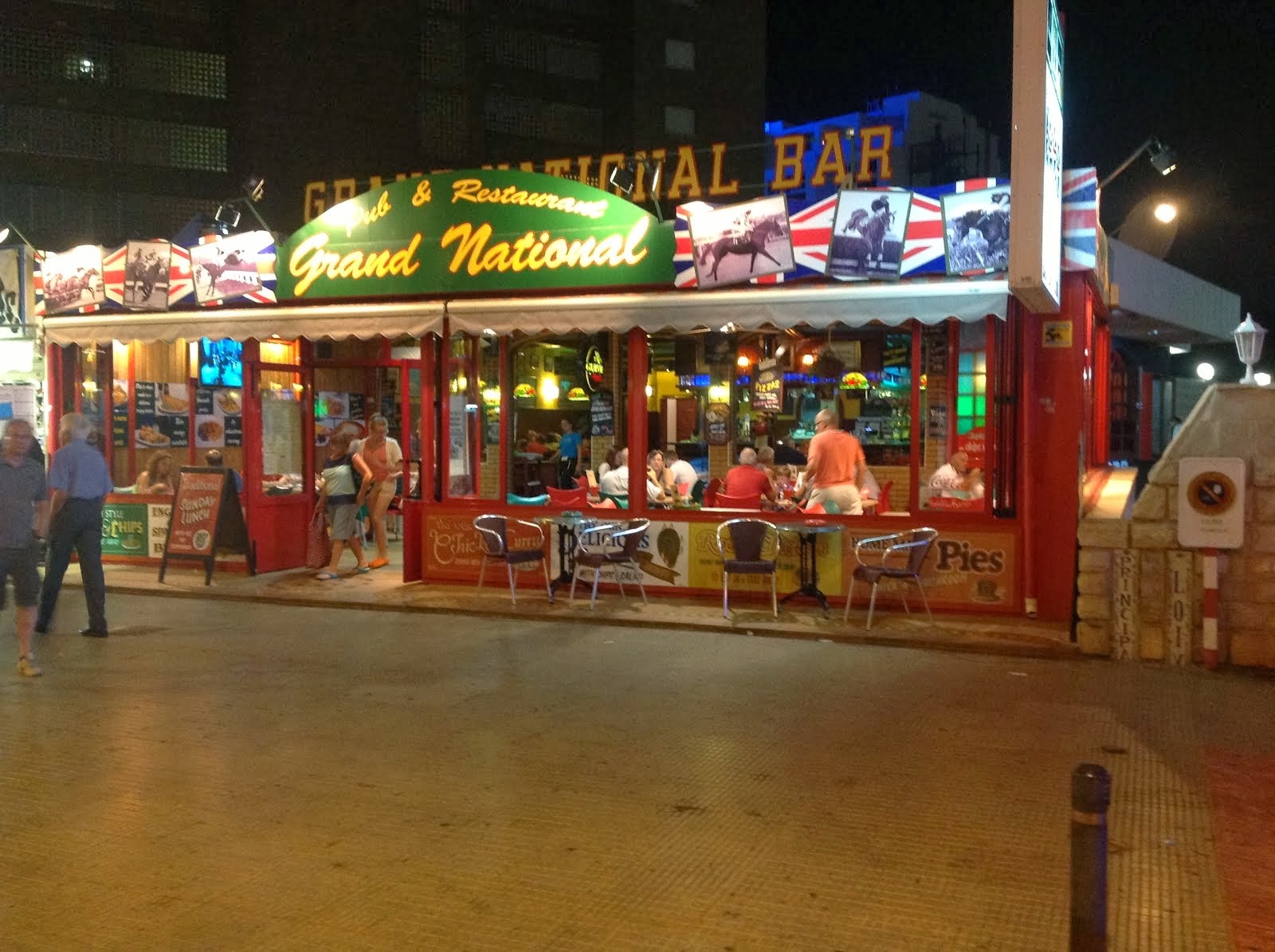 GRAND NATIONAL PUB RESTAURANT BENIDORM