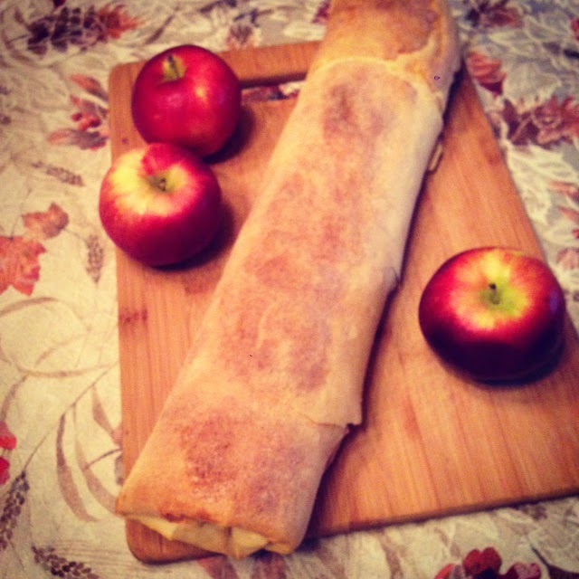 Abbott Honey Apple Strudel made with Honey