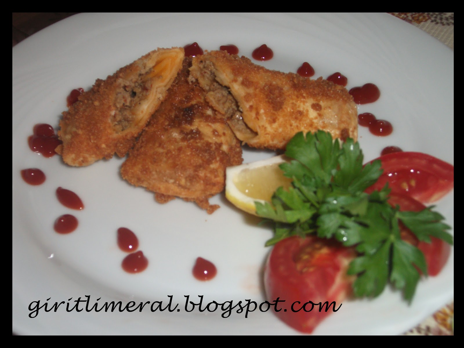 Giritli Meral�in Mutfağı ÇİN BÖREĞİ