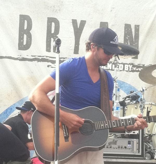 Luke Bryan on the Beach today at Spinnakers Panama City Beach