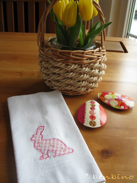 www.benbino.com, benbino, benbinoparty, freebie, Stickdatei, Osterhase, Ostern, kostenlos, download, Applikation,