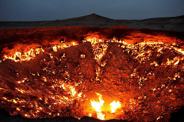 Les plus belles photos de la nature insolite Door+to+Hell+gas+deposit,+Darvaza,+Turkmenistan