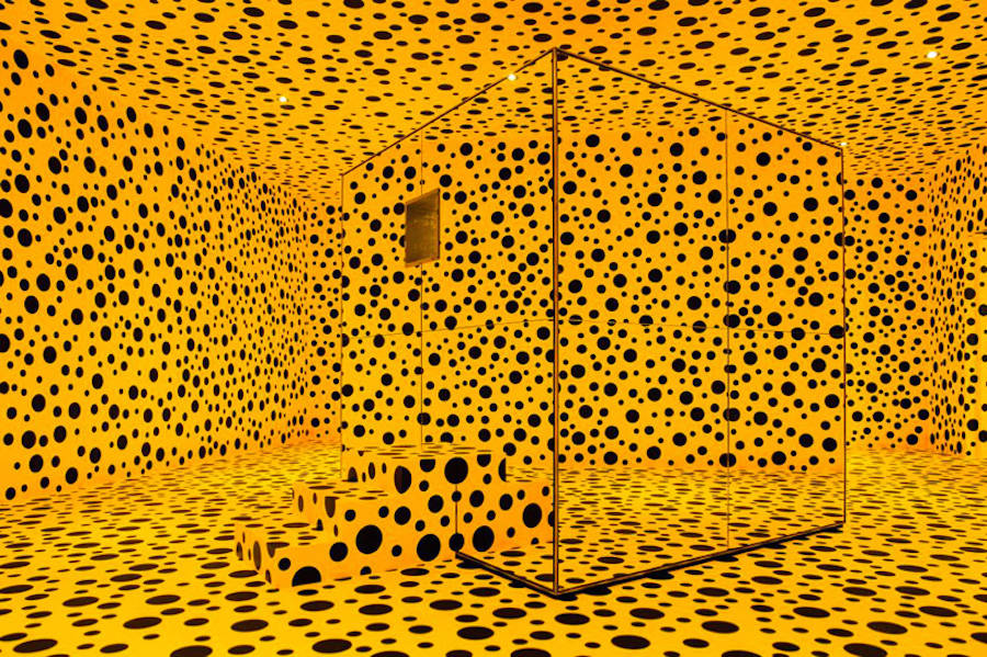 ESTÁ CHINGÓN Infinity Dots Obsession por Yayoi Kusama