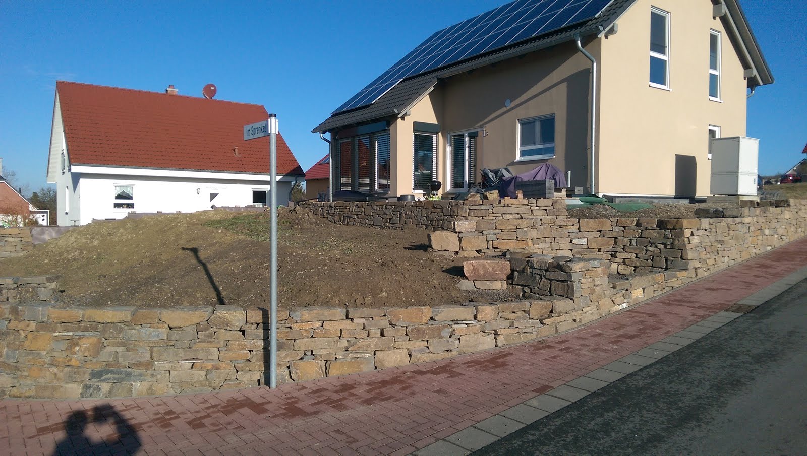 Ein Haus Hinter Der Kirche 2016