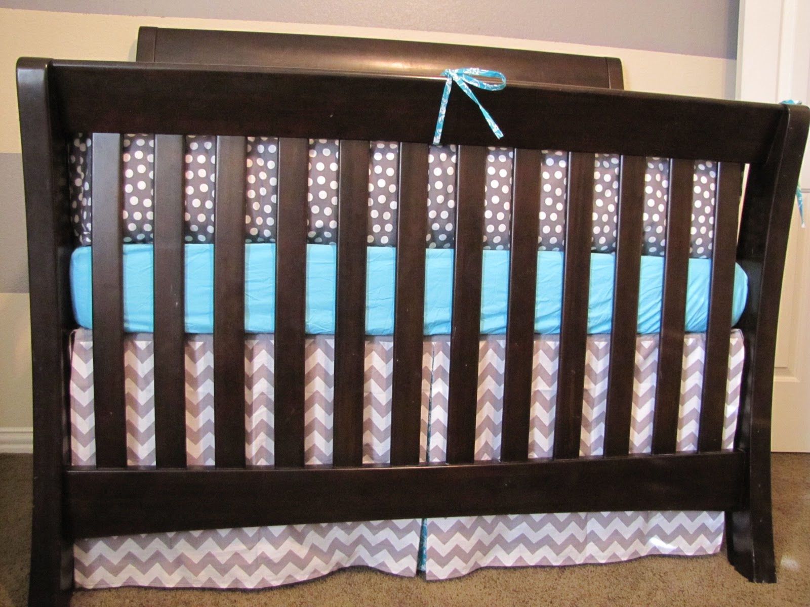 Lil Mop Top Cheater Crib Skirt