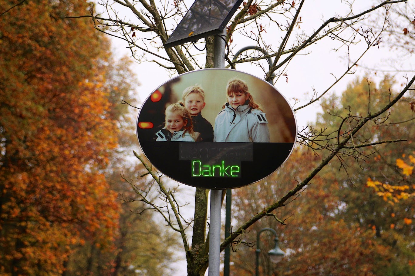 Mit der Bernauer Polizei unterwegs - Laserkontrolle am Montessori Kindergarten - 6 Bernau LIVE - Dein Stadtmagazin für Bernau bei Berlin