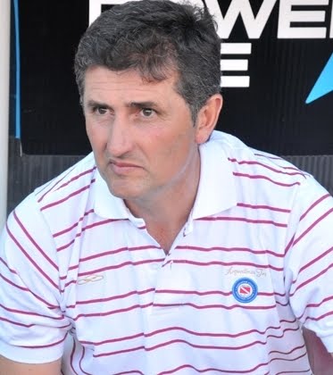 CLUB ALMAGRO CARLOS MAYOR ES EL NUEVO DT TRICOLOR