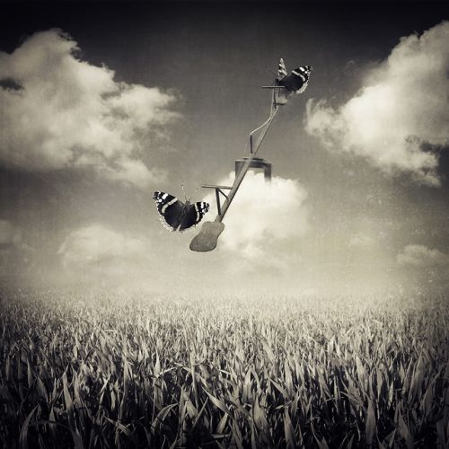 Sarolta Bán foto manipulação digital surreal mundos perdidos