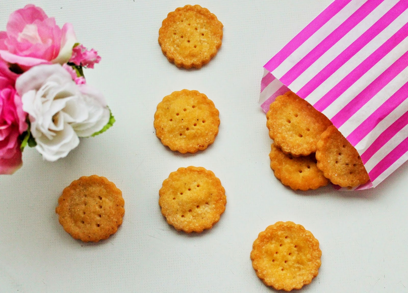 Delicious & Gluten Free Gluten Free Mini Cheddars Recipe