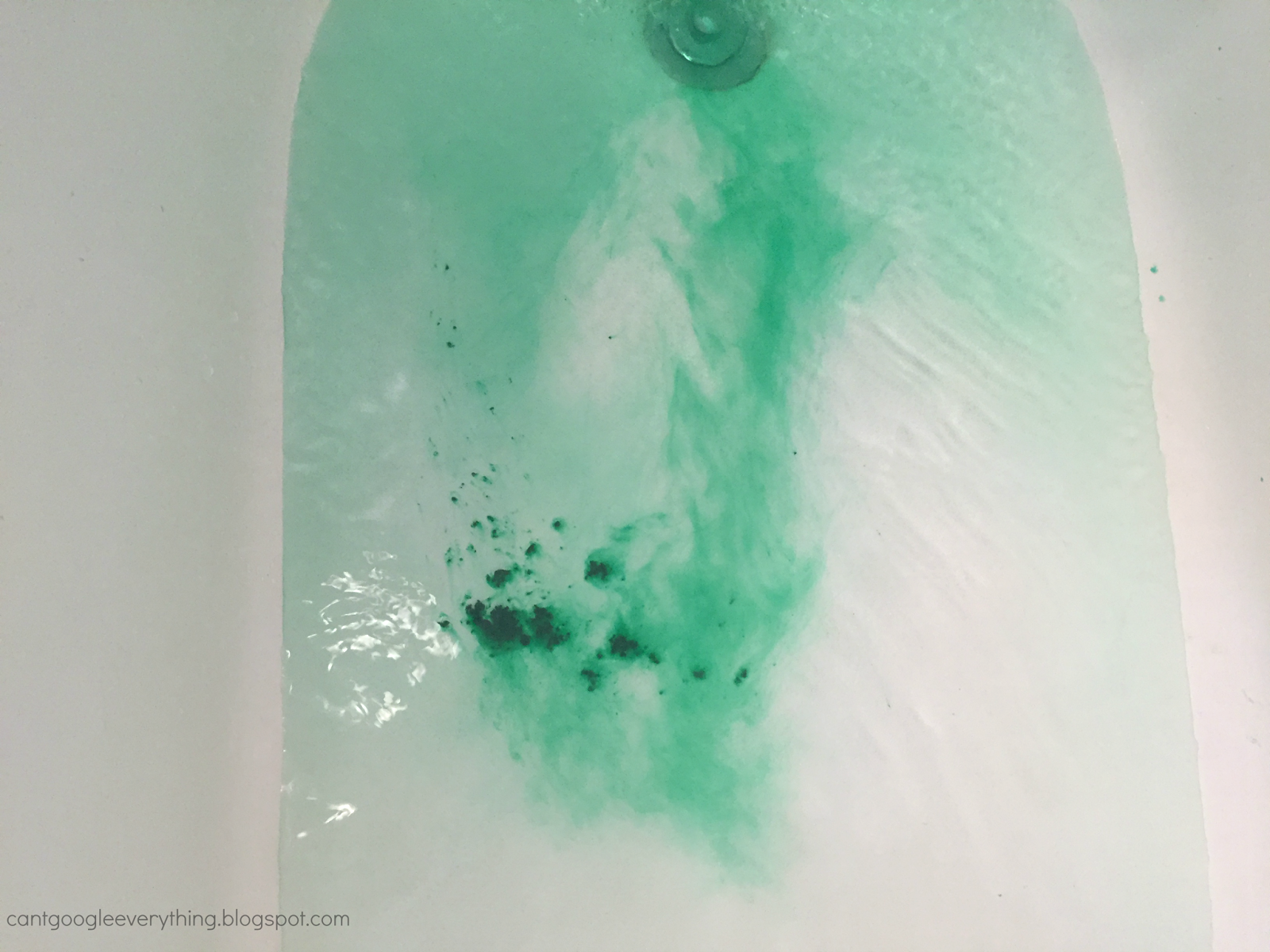 DIY Homemade Bathtub Color Drops!