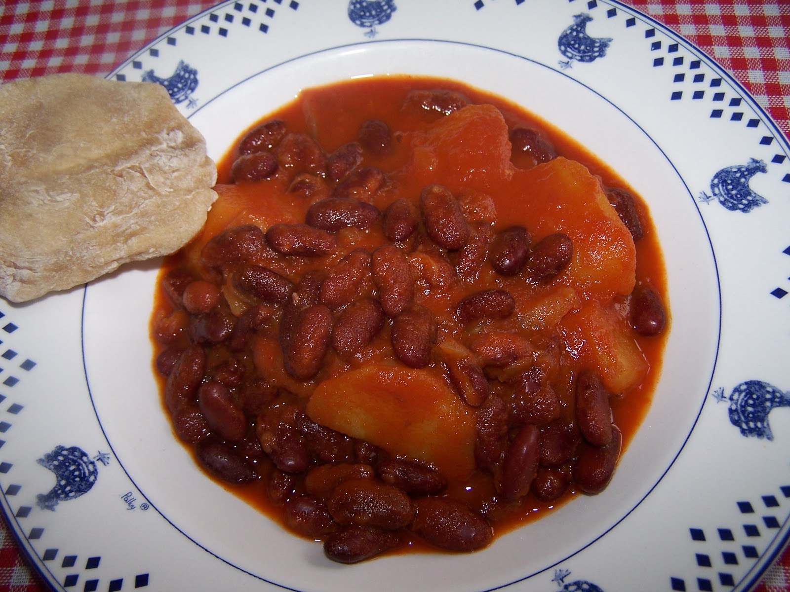 Haricots Rouges Et Pommes De Terre Au Paprika