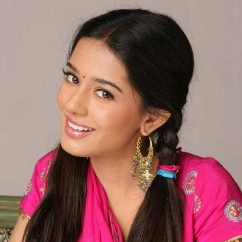 Deepika Chikhalia Photos