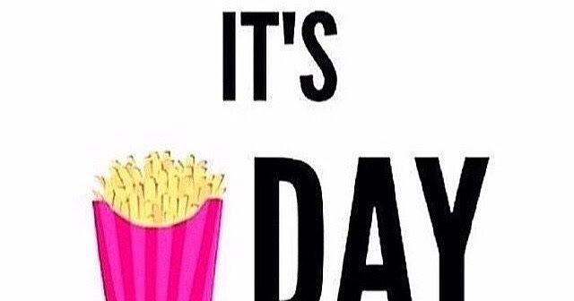 Friday christmas merry favorites edition nine cloud living weekend dear excited kid friends little Friday Favorites | Final Christmas Countdown | B Loved Boston