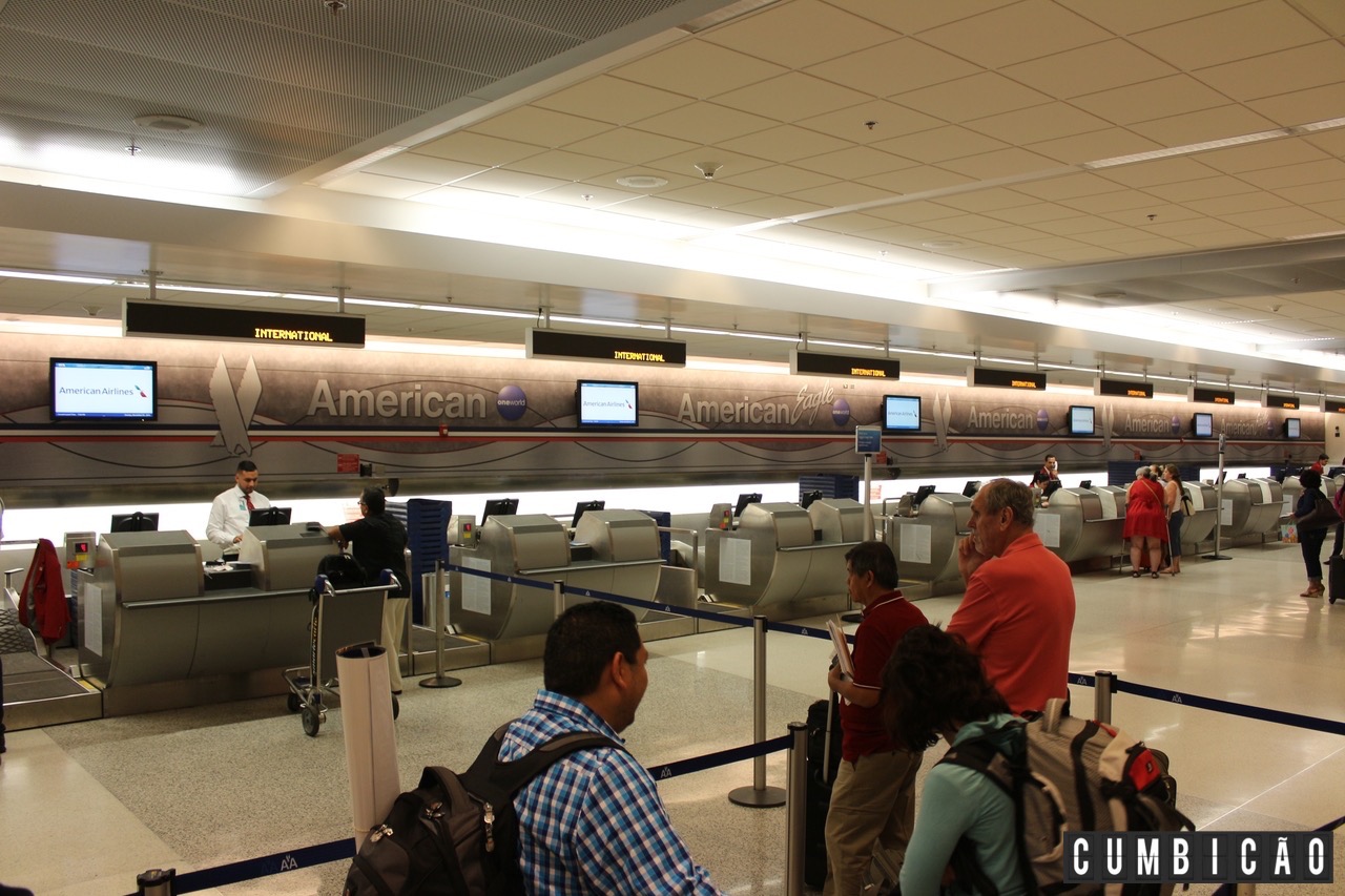 buy checked bolsa american airlines