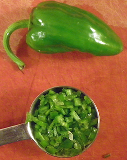 Padrone Pepper Before and After Chopping