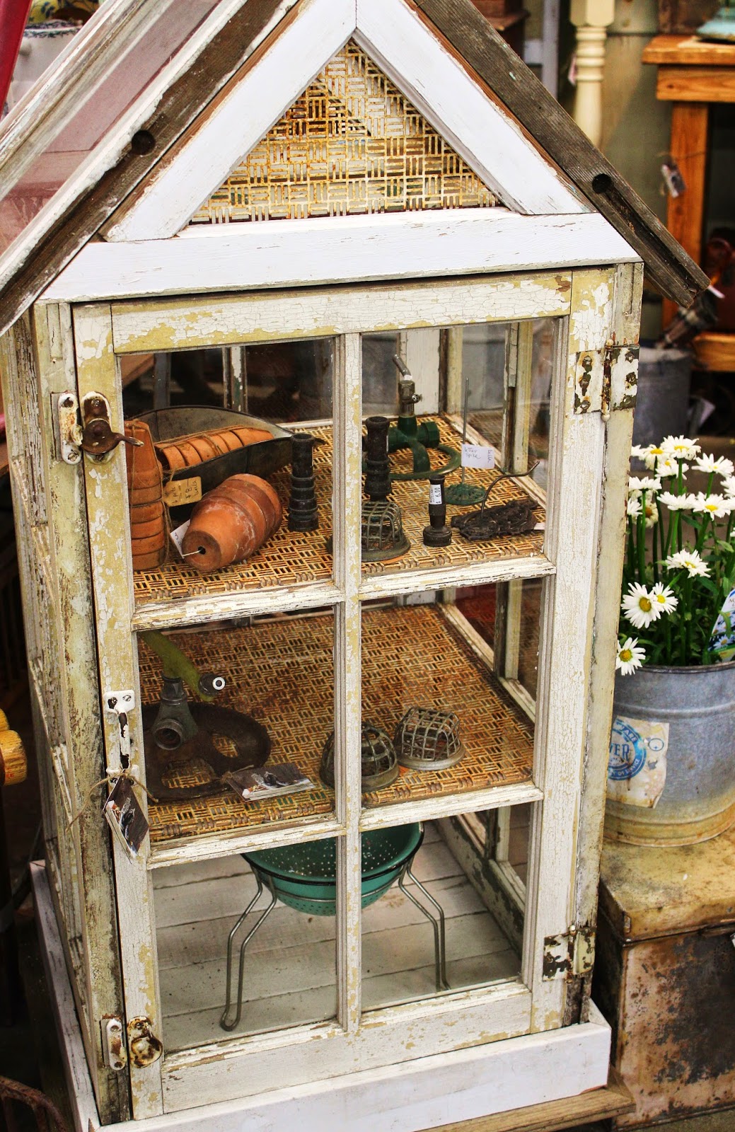 Monticello Antique Marketplace Let's Go Shopping At Monticello!