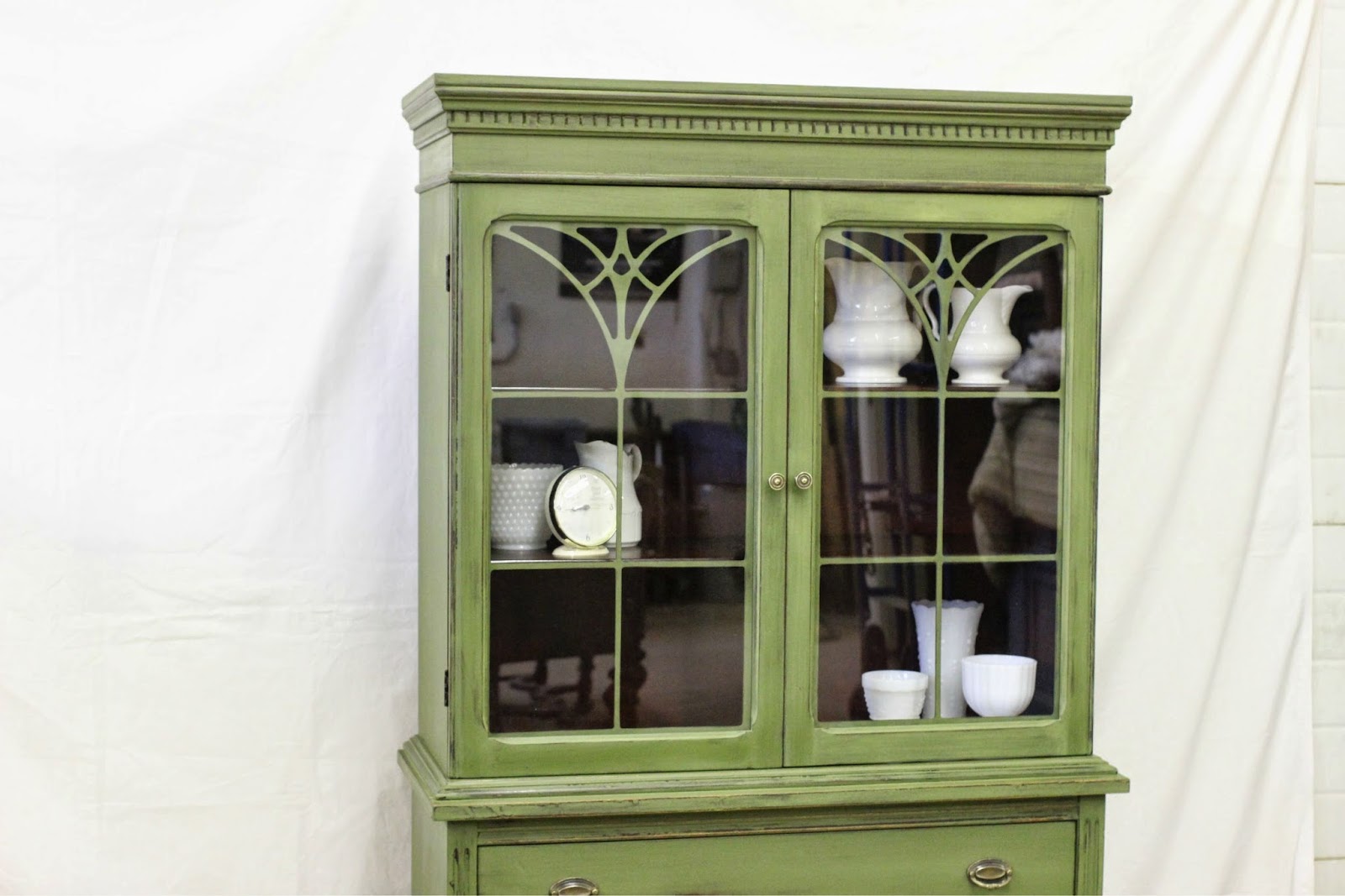 Laurel's Attic Boxwood Green China SOLD