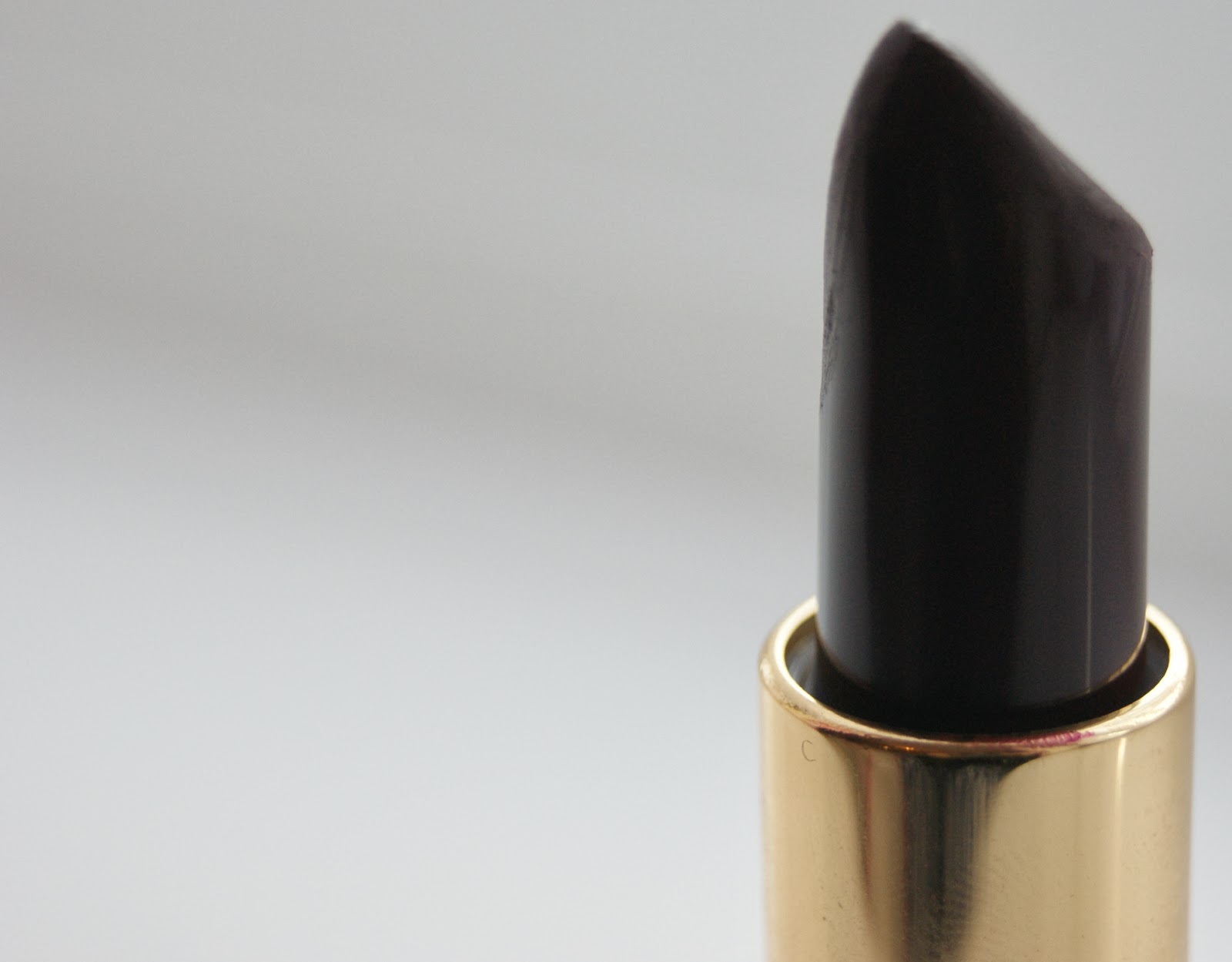 Mwah Makeup Revlon Black Cherry (Mac Dark Side Dupe)