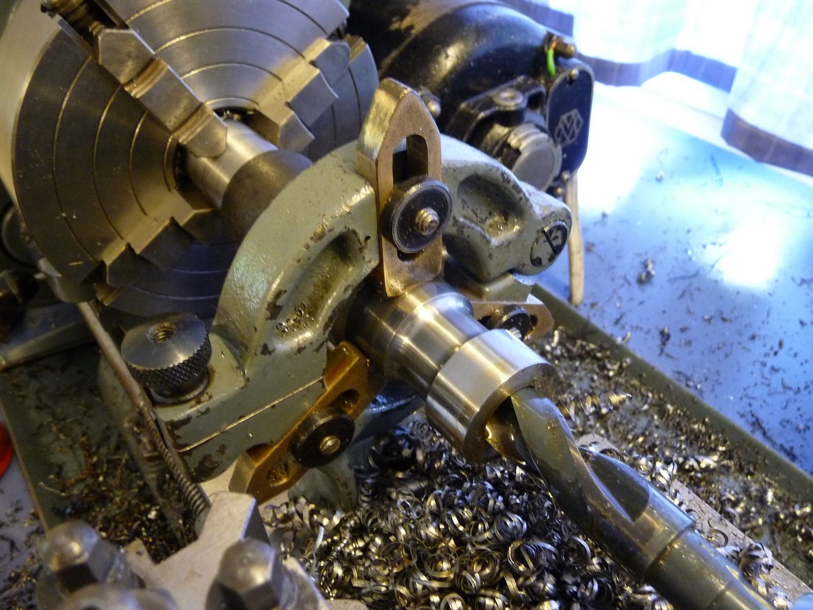 Geared Facile January 2012